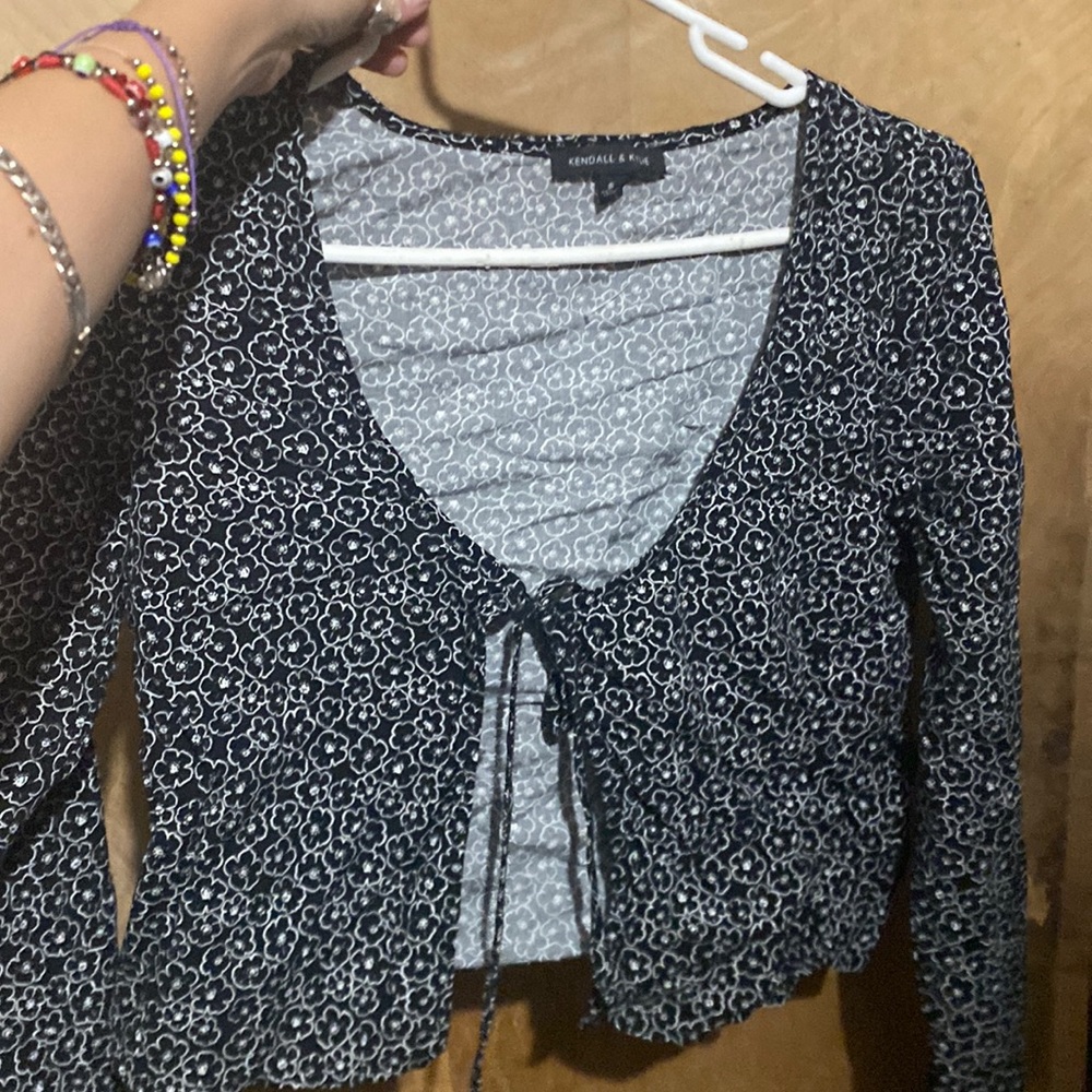 Kendall and Kylie, black front tie top